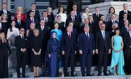Ankara'daki tarihi NATO Zirvesi'nde ikinci gün