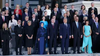 Ankara'daki tarihi NATO Zirvesi'nde ikinci gün