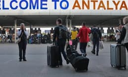 Turizmde rekor yılı: Antalya'ya hava yoluyla gelen turist sayısı 10 milyonu aştı