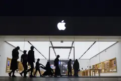 Apple ikinci çeyrekte gelir rekoru kırdı