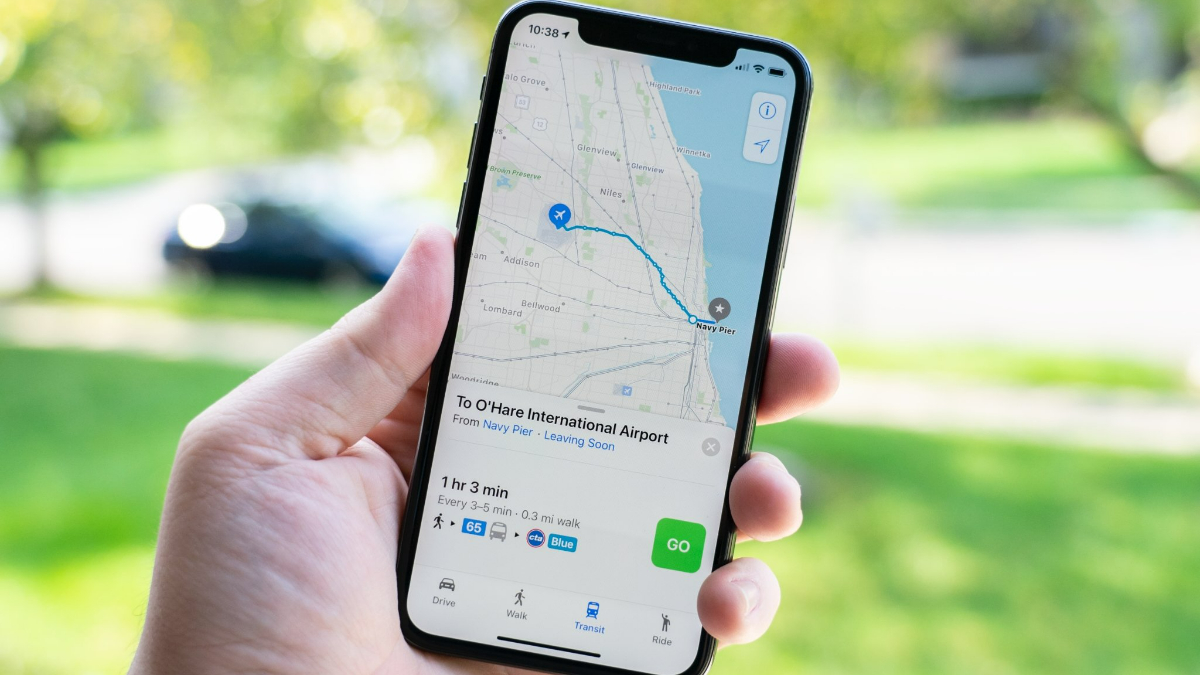 Apple Maps'e reklam geliyor