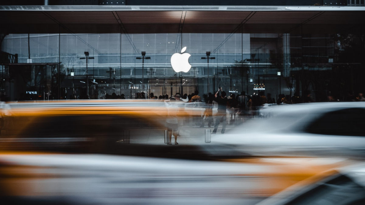 Apple yerli uygulama kısıtlamalarını kaldırmayınca Rusya harekete geçti