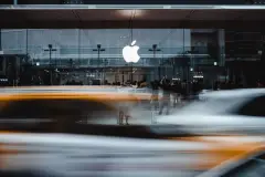 Apple yerli uygulama kısıtlamalarını kaldırmayınca Rusya harekete geçti