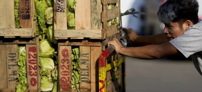 Arjantin’de enflasyon iki yıl sonra çift haneye geriledi