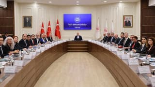 Asgari ücret maratonu öncesi üçlü toplantı