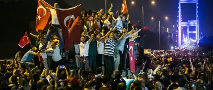 'Asırlık Gece' belgeselinin çekimleri nedeniyle FSM Köprüsü 3 gece trafiğe kapalı