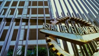 Asya Kalkma Bankası: Kovid-19'un küresel ekonomiye maliyeti 8,8 trilyon doları bulabilir