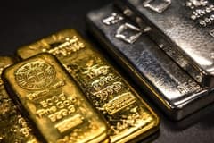 Ateşkes umudu piyasaları hareketlendirdi: Petrol düştü, altın yükseldi