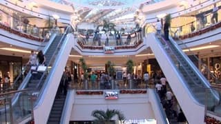 AVM ciroları enflasyona yenildi