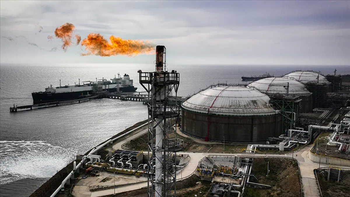 Avrupa'da doğal gaz fiyatı 100 euroyu aştı