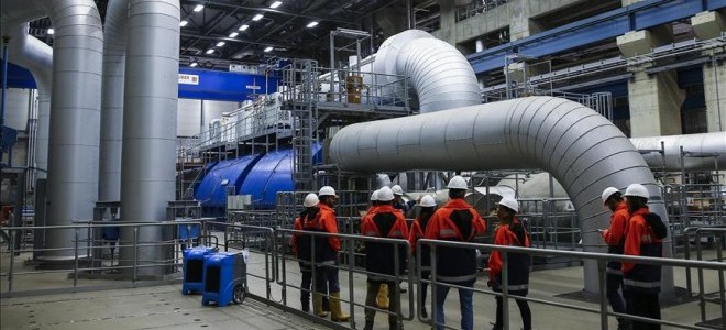 Avrupa'da doğal gaz fiyatları yüzde 10 yükseldi