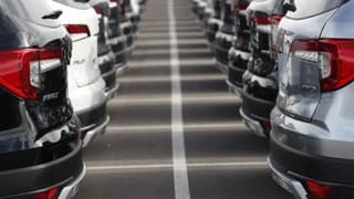 Avrupa'da geçen yıl en çok satılan otomobil markaları açıklandı