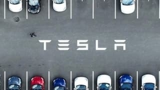 Avrupa'da Tesla satışları yüzde 45 geriledi, hisseler çakıldı!