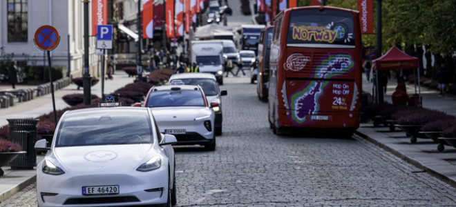 Avrupa'da Tesla satışlarında sert düşüş