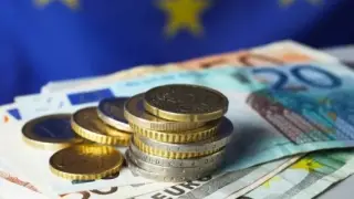 Avrupa'da yıllık enflasyon yüzde 3,3'e yükseldi