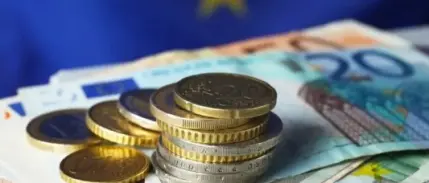 Avrupa'da yıllık enflasyon yüzde 3,3'e yükseldi