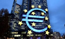 ECB faizleri sabit tuttu, para politikasını değiştirmedi