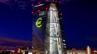 Avrupa Merkez Bankası risklerin düştüğü görüşünde 