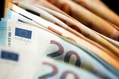 Avrupa savaş sonrası enerjiye 35 milyar euro daha fazla harcadı