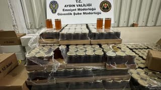 Aydın'da 2 tonun üzerinde sahte bal ele geçirildi