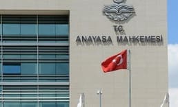 AYM’den beyaz yakalı çalışan için emsal TİS kararı