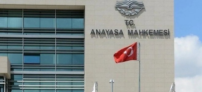 AYM’nin kararı EYT’lileri etkileyecek: Emekliler bazı işlerde çalışamayacak