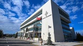 AYM noterlerin disiplin cezalarına ilişkin düzenlemeyi iptal etti