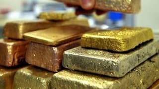 AYM, yurt dışından izinsiz altın getirene para cezasını iptal etti 