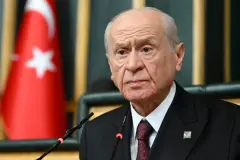 Bahçeli’den Yeni Parti açıklaması: Özgür Özel’in üzülmesini arzu etmeyiz