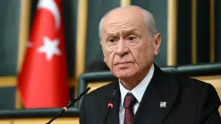 Bahçeli’den Yeni Parti açıklaması: Özgür Özel’in üzülmesini arzu etmeyiz