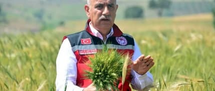 Bakan açıkladı: Hayvanları telef olan depremzedeler için bedelsiz hayvan dağıtımı başladı