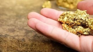 Bakan Bayraktar açıkladı: Türkiye'nin yıllık altın üretiminde hedefi 100 ton