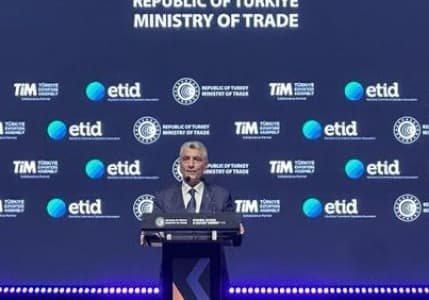 Bakan Bolat: Yıl sonunda 8 milyar dolarlık e-ihracat hacmi hedefleniyor