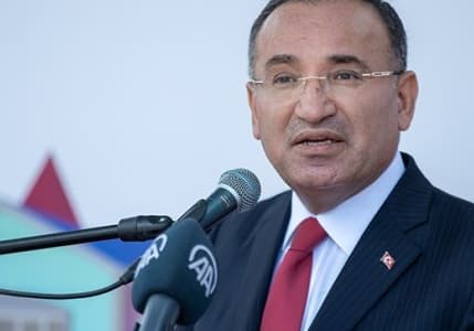 Bakan Bozdağ: Çat kapı icra dönemi kapanıyor