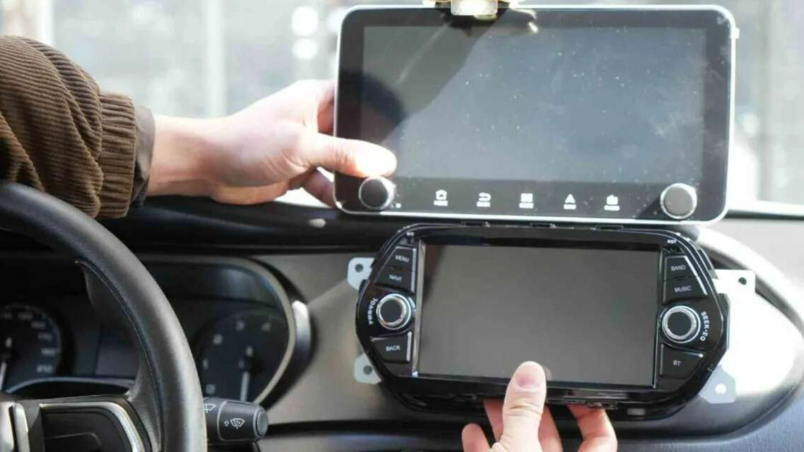 Bakan Çiftçi'den araçlardaki multimedya sistemlerine ilişkin açıklama