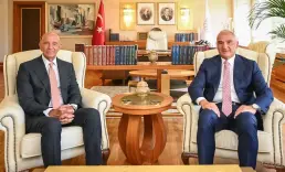 Bakan Ersoy, ABD Büyükelçisi Barrack’ı kabul etti