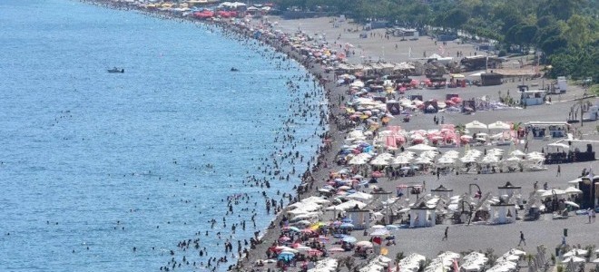 Bakan Ersoy açıkladı: Ücretsiz 5 yıldızlı halk plajı sayısı 21'e ulaşacak
