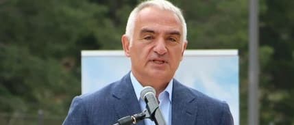 Bakan Ersoy duyurdu: 'Milliyet farkı ücreti' alan otele ceza kesildi