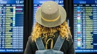 Bakan Ersoy, turizmde ziyaretçi ve gelir hedefini açıkladı