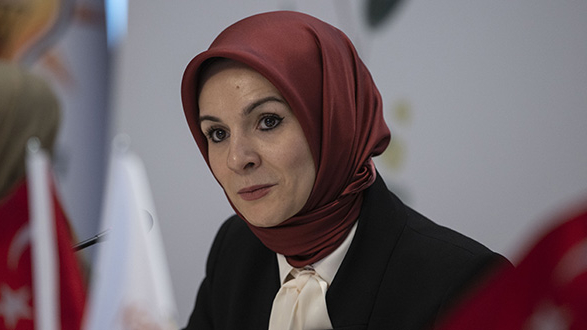 Bakan Göktaş'tan fon iddialarına yanıt: İspatlayın istifa ederim