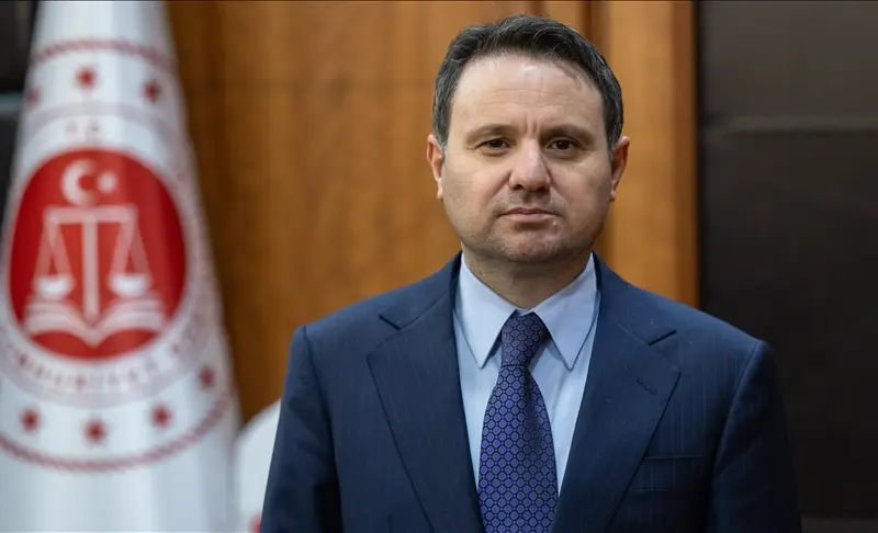 Bakan Gürlek'ten fon soruşturmalarına ilişkin açıklama
