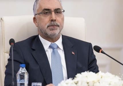 Bakan Işıkhan'dan memurların toplu sözleşme sürecine ilişkin açıklama