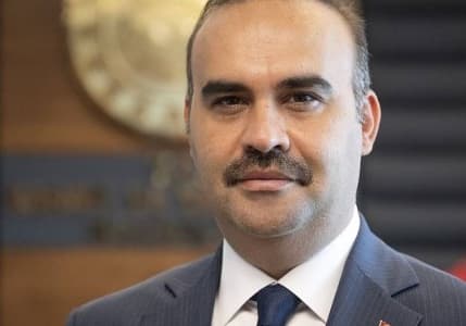 Bakan Kacır’dan gençlere yönelik vergisiz telefon açıklaması
