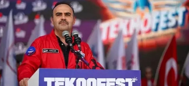 Bakan Kacır duyurdu: TÜBİTAK bursları yükseltildi