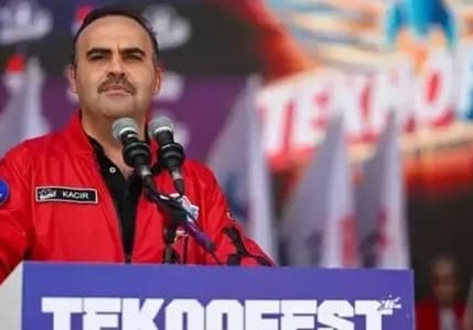 Bakan Kacır duyurdu: TÜBİTAK bursları yükseltildi