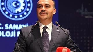 Bakan Kacır duyurdu: Türkiye uzay ekonomisinde hedef yükseltti