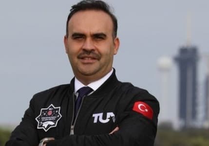 Bakan Kacır: Uzay ekonomisinden daha fazla pay alacağız