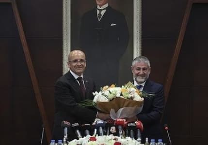 Hazine ve Maliye Bakanı Mehmet Şimşek’ten ilk mesaj