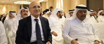 Bakan Şimşek, Katar'da yatırımcılarla buluştu