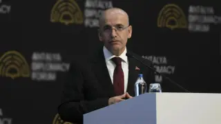 Bakan Şimşek Paris'te konuştu: Kripto ATM’lerini tamamen yasakladık